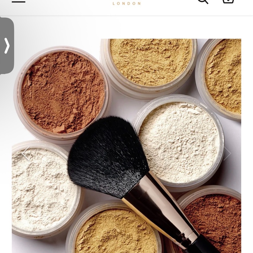 OPV BEAUTY Loose Makeup Setting Powder in medium